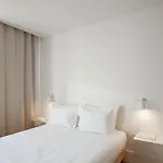 Apartamento Santa Catarina 555 T4 Oporto