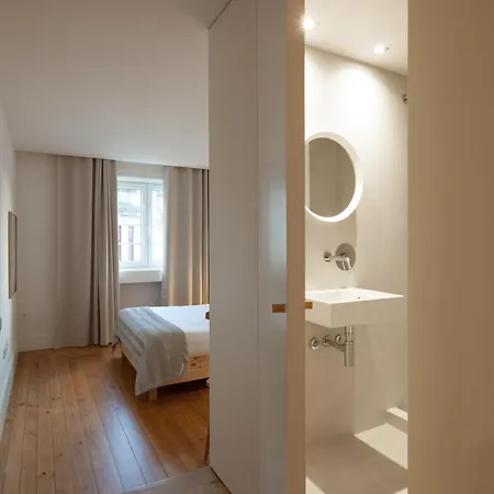 Santa Catarina 555 T4 Apartment *