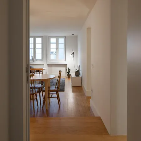 Santa Catarina 555 T4 * Porto